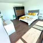 וילה Casa Iroko - A Modern Villa, With Private Pool, In A Quiet Area