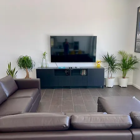 Villa Casa Iroko - A Modern Villa, With Private Pool, In A Quiet Area