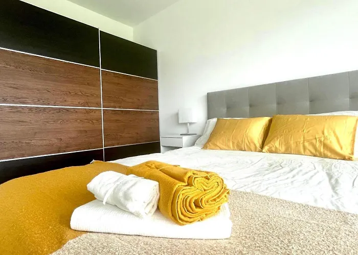 Casa Iroko - A Modern Villa, With Private Pool, In A Quiet Area Willa Nadadouro