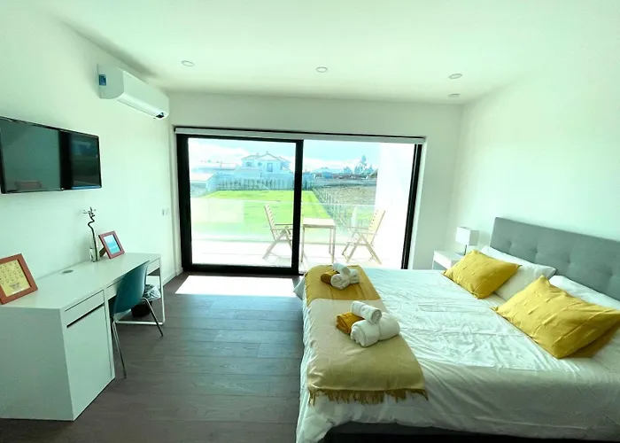 Casa Iroko - A Modern Villa, With Private Pool, In A Quiet Area Willa Nadadouro